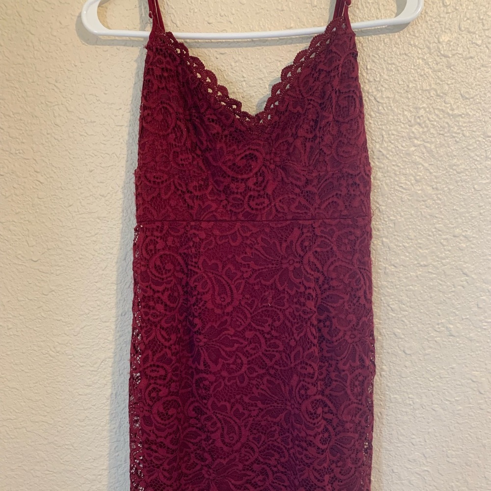 Red Lace Banquet Dress